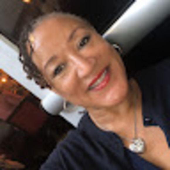 Meet your Posher, Linda - Picture 1 of 1